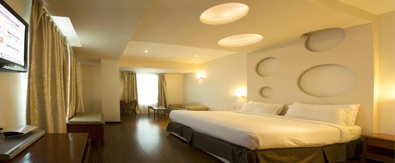 קוימבטור The Orbis Hotel מראה חיצוני תמונה